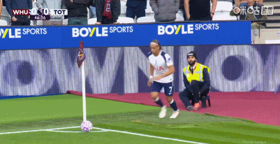 给了伯恩茅, 很特别, 是为了教练