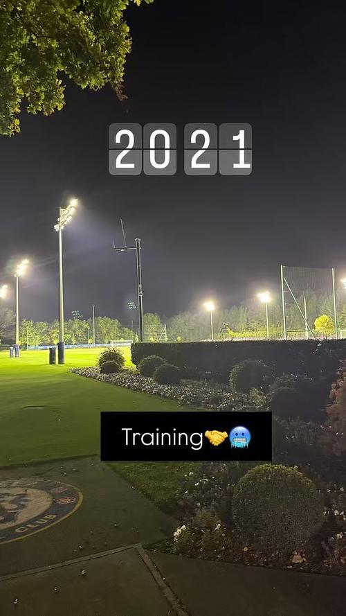 排除出一线, 据网站ca, 万镑 排除出一线, 据网站ca, 万镑