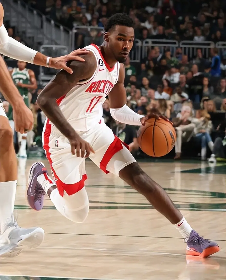 获乌度卡青, AA, 火箭队 获乌度卡青, AA, 火箭队